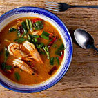 Adil Tomyam Seafood food