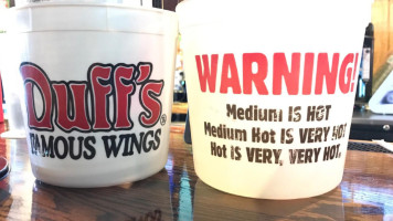 Duff's Famous Wings food