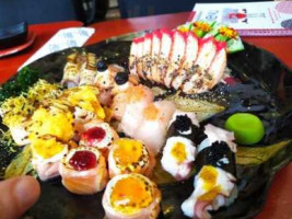 Tominaga Sushi Bar food