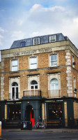 The Pembury Tavern outside