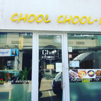 Koreaans Choolchooli outside