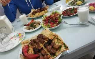 Güven Kebap Salonu food