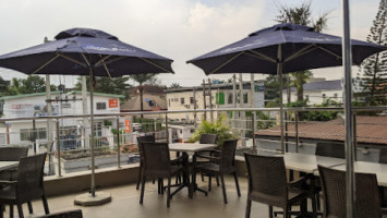 Ocean Basket Ikeja Gra inside