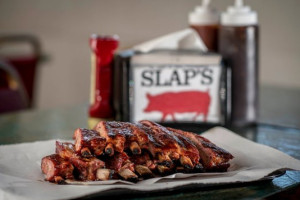 Slap's Bbq food