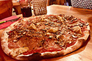 Pizzeria Fantina food