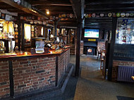 The White Hart At Hook inside