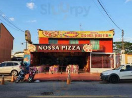 Nossa Pizza outside