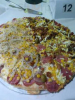 Fic Frius Pizzaria food