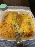 Roberto's Taco Shop food