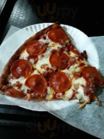 J's Pizza food