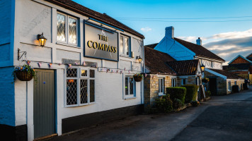 The Compass Inn outside