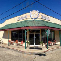 Ky's Olde Town Bicycle Shop outside