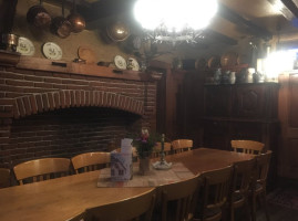 Gasthaus Zur Rose inside