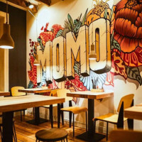 Momo Ramen inside