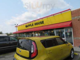 Waffle House outside