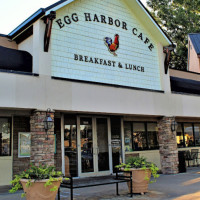 Egg Harbor Cafe outside