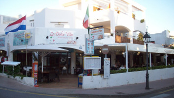 La Dolce Vita food