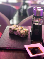 Planet Sushi food