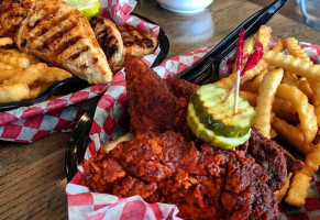 Hattie B's Hot Chicken food