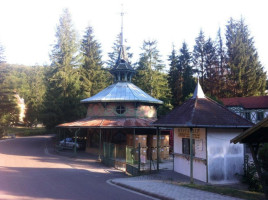 St. Hubertus Panzió Étterem outside