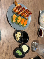 9-ni Running Sushi food