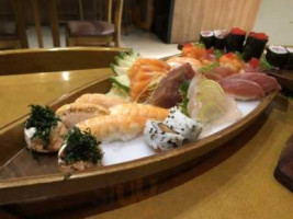 Jiyuu Sushi food