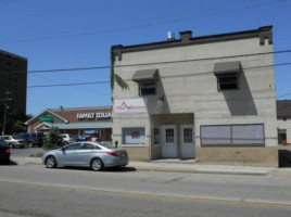 Thai Kitchen outside