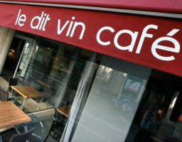 Dit Vin Cafe inside