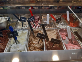 L'angolo Del Gelato food