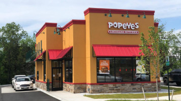 Popeyes Louisiana Kitchen food