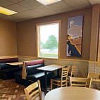 Dairy Queen Grill Chill inside