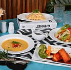 Memory Lounge Dja Nang food