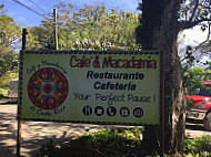 Cafe Macadamia outside