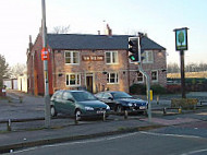 The Yew Tree outside