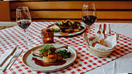 Bistro Mes Amis food