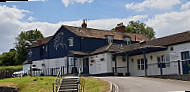 The White Horse Inn outside