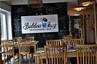 Balders Krog inside