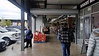 Fyshwick Fresh Food Markets people