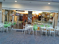 Caffe` Armani inside