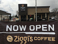 Ziggi's Coffee outside