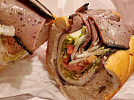 Lee's Hoagie House food