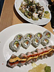 Sushi Zushi food