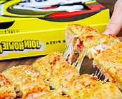 Hungry Howie's Pizza food