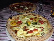 O' Miracolo Pizzeriagourmet food