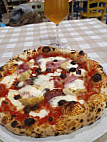 Pizzeria Vecchia Malga food