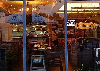 Italianni's Restaurant