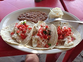 Oscar's Fish Tacos