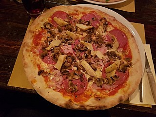 Pizzeria Oase