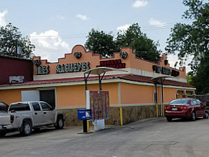 Taqueria Tres Magueyes