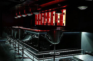 Black Lounge